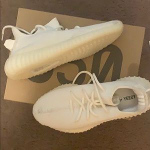 Yeezy boost 300 triple cream